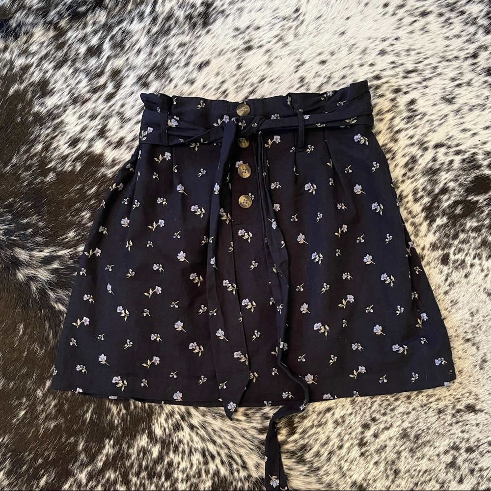 NWOT AE high waist lightweight skirt w/ flowers🌸 - Picture 3 of 8